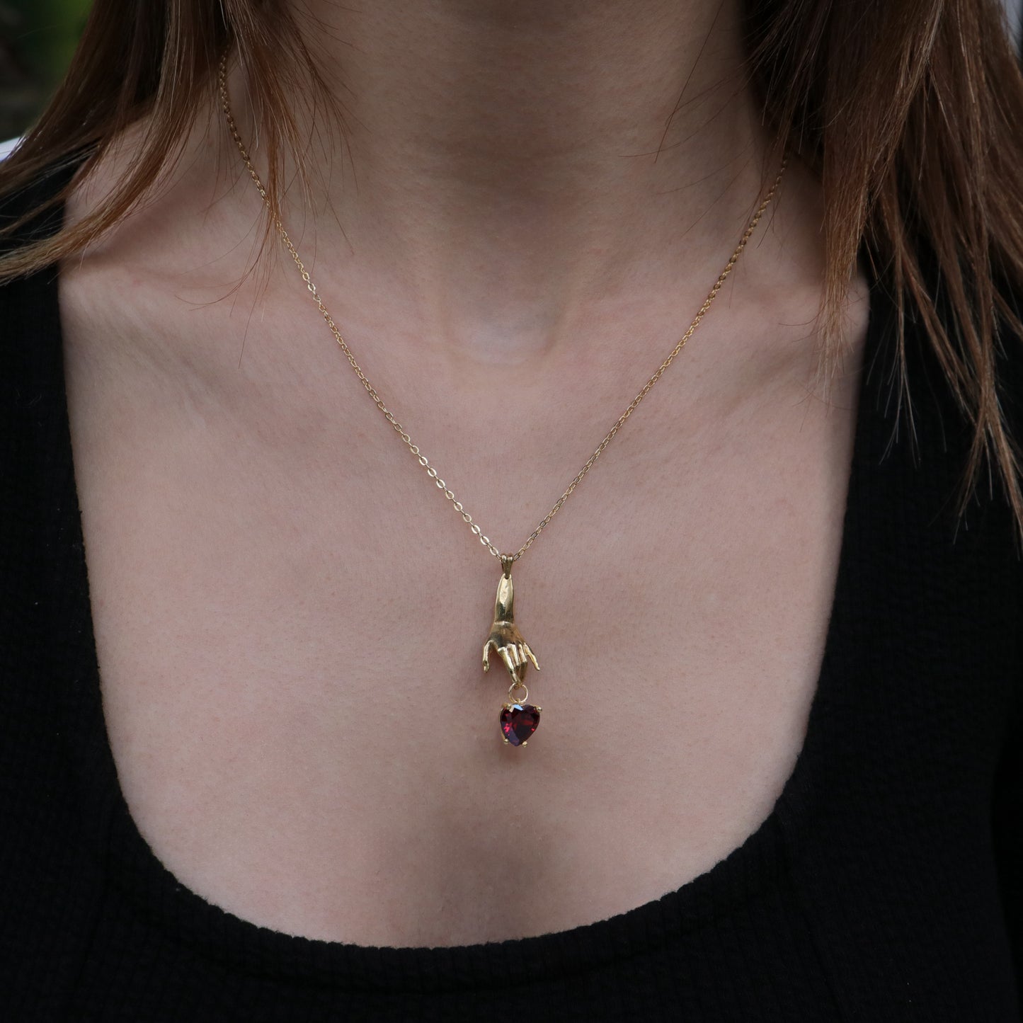 Eller Kalp Ametist Taşlı 925 Gümüş Kolye