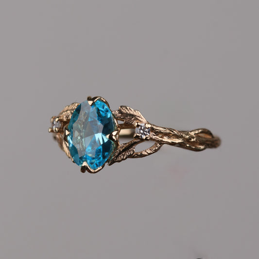 Özel Tasarım Blue Topaz ve Pırlanta 14 Ayar Altın Yüzük