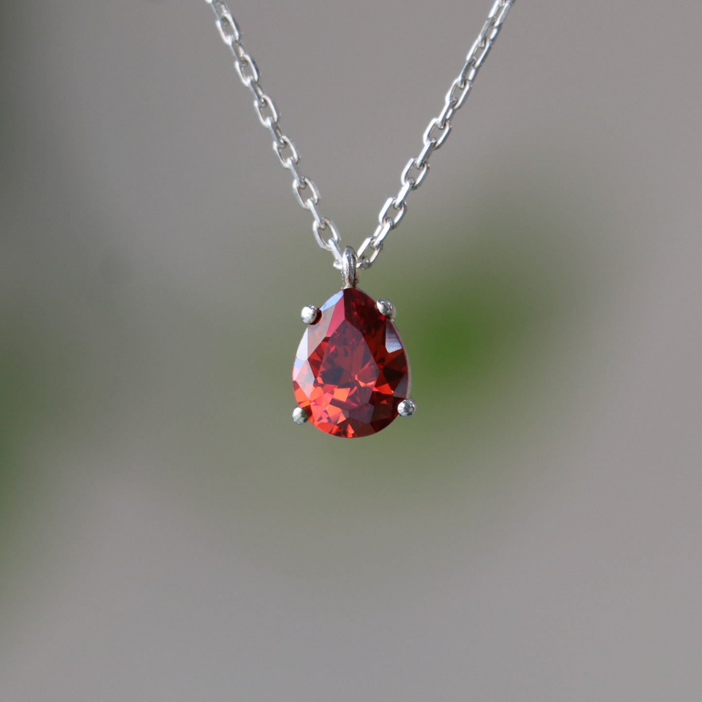 Minimal Damla Ruby 925 Gümüş Kolye