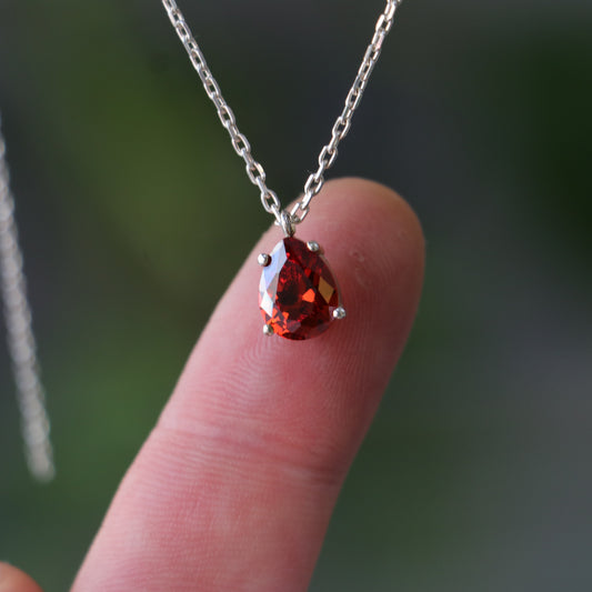 Minimal Damla Ruby 925 Gümüş Kolye