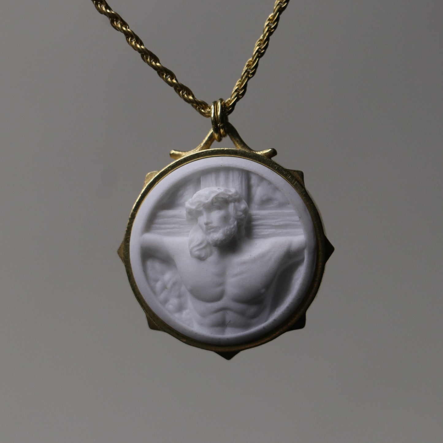 Mermer İsa Jesus 925 Gümüş Altın Kaplama Kolye