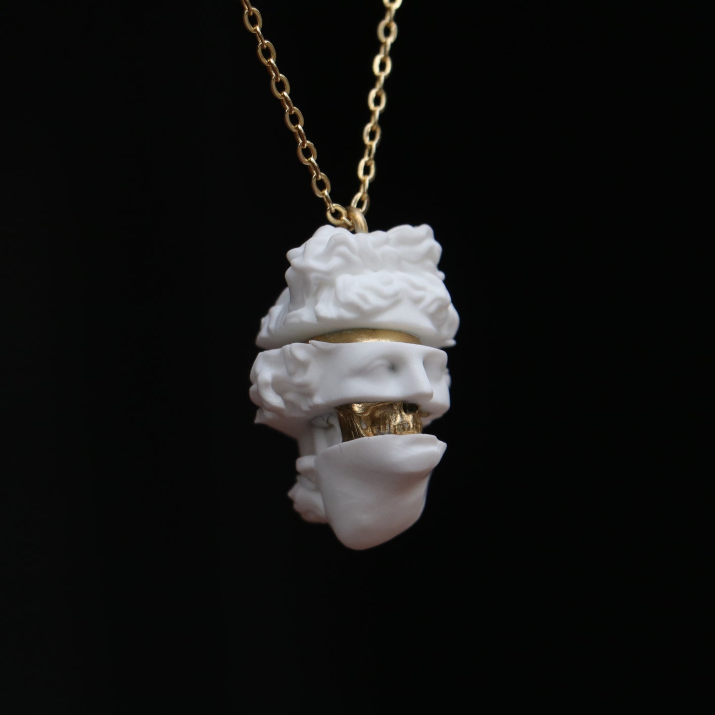Apollo Memento Mori 925 Gümüş Kolye