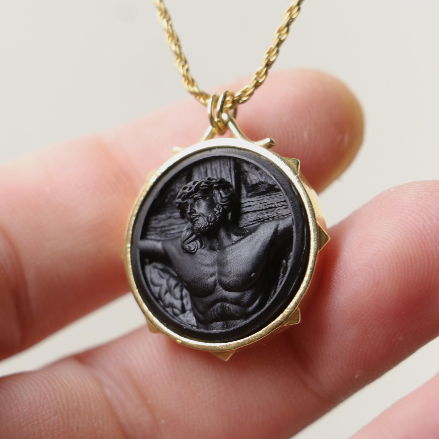 Mermer İsa Jesus 925 Gümüş Altın Kaplama Kolye