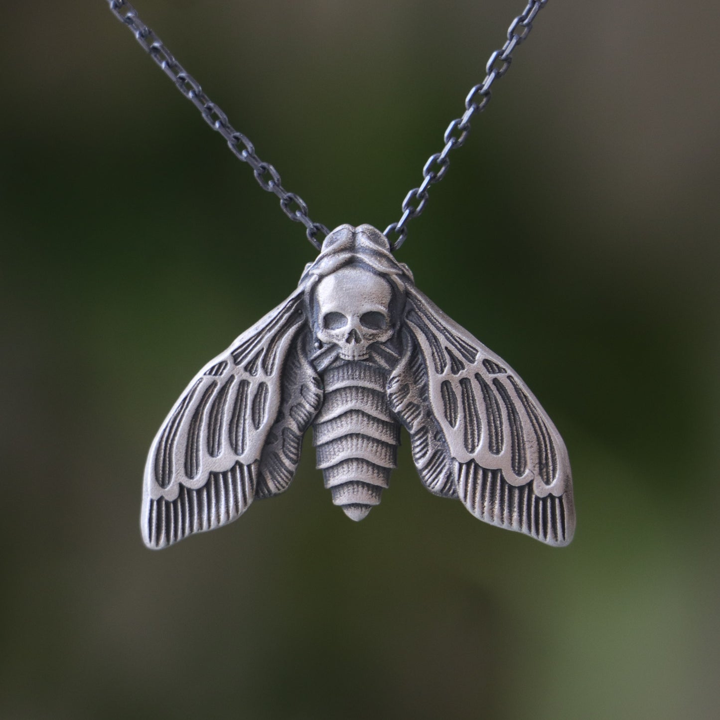 Kurukafa Güvesi (Acherontia atropos) 925 Gümüş Kolye