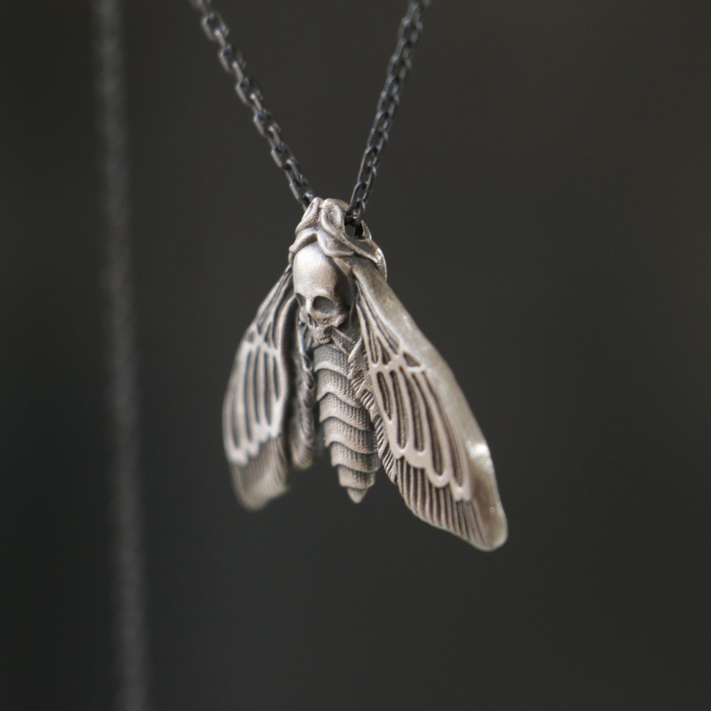 Kurukafa Güvesi (Acherontia atropos) 925 Gümüş Kolye