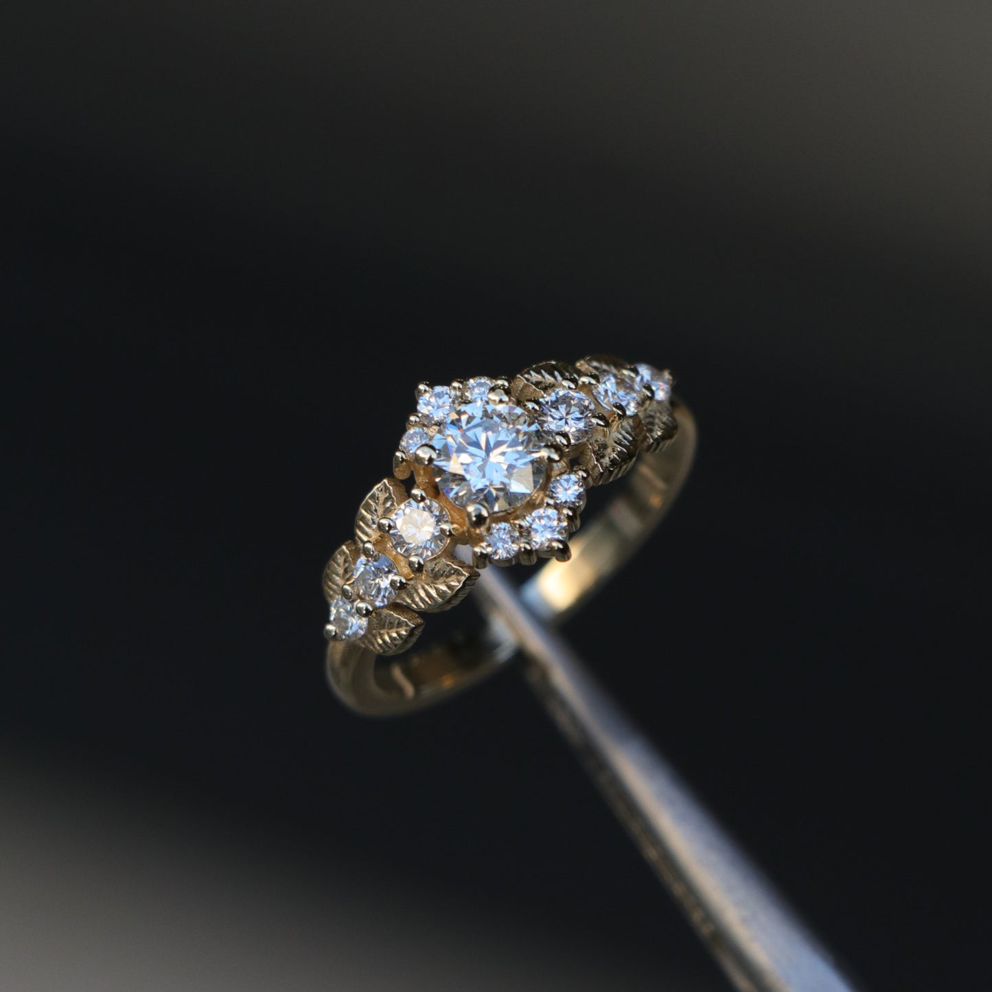 Special Design 1.18 Carat Diamond 14 Carat Gold Ring