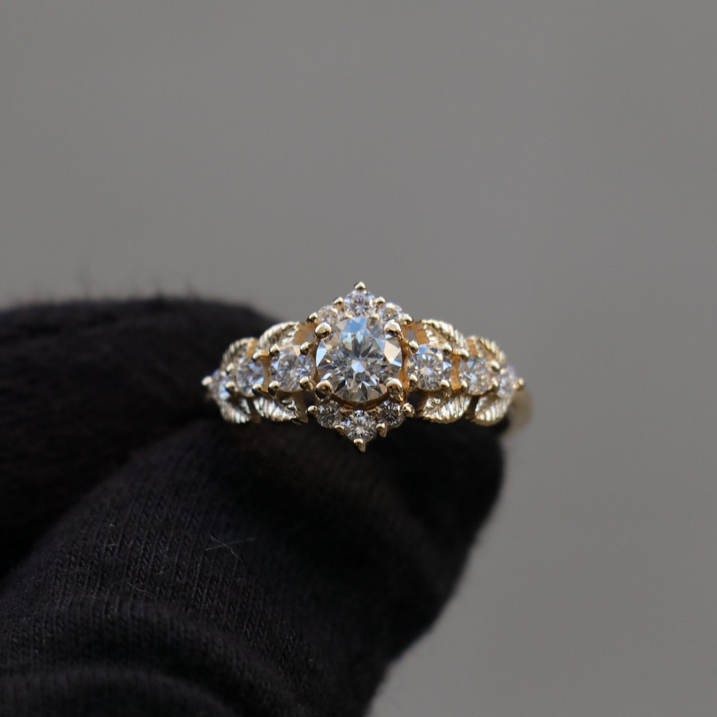 Special Design 1.18 Carat Diamond 14 Carat Gold Ring