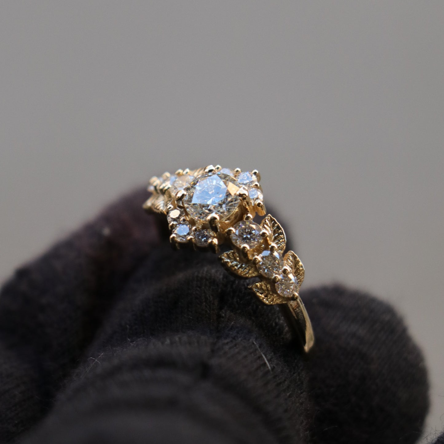 Special Design 1.18 Carat Diamond 14 Carat Gold Ring