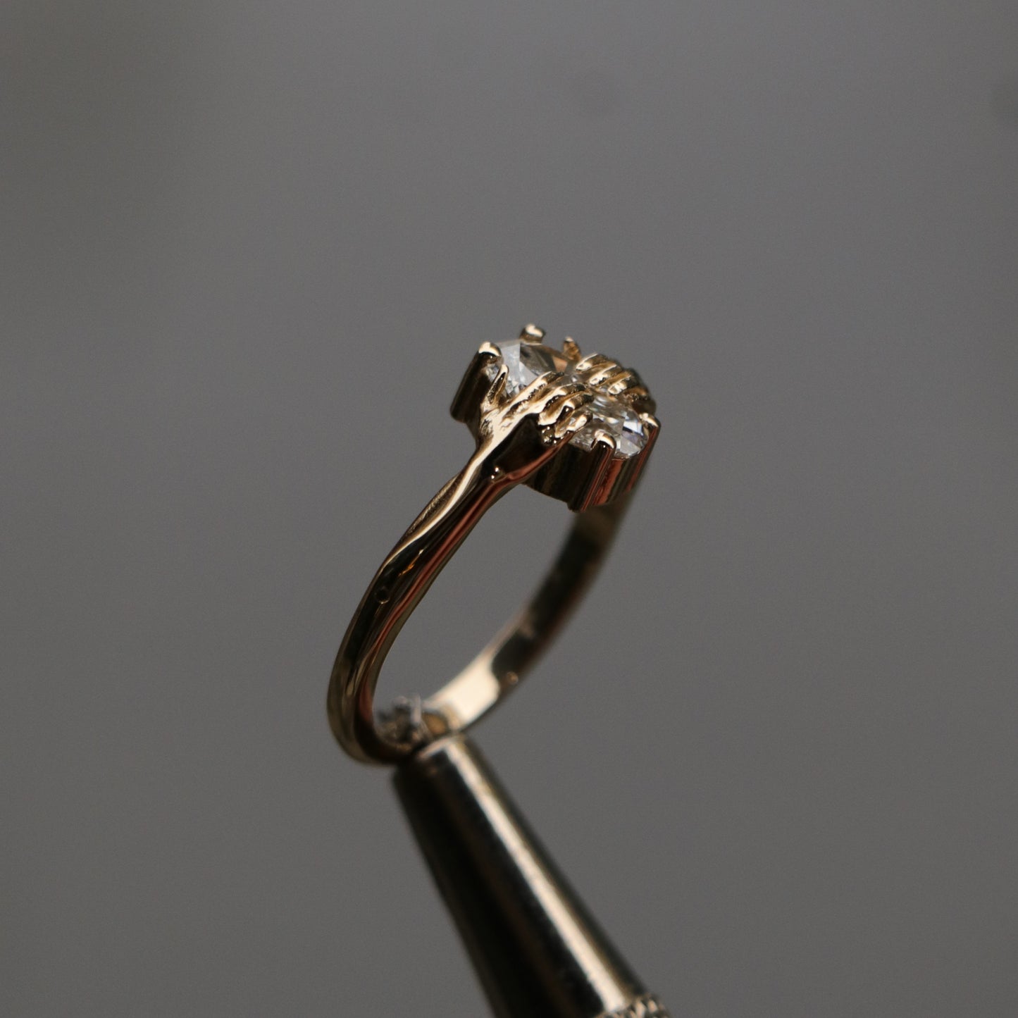 Special Design 1.09 Carat Diamond 14 Carat Gold Ring