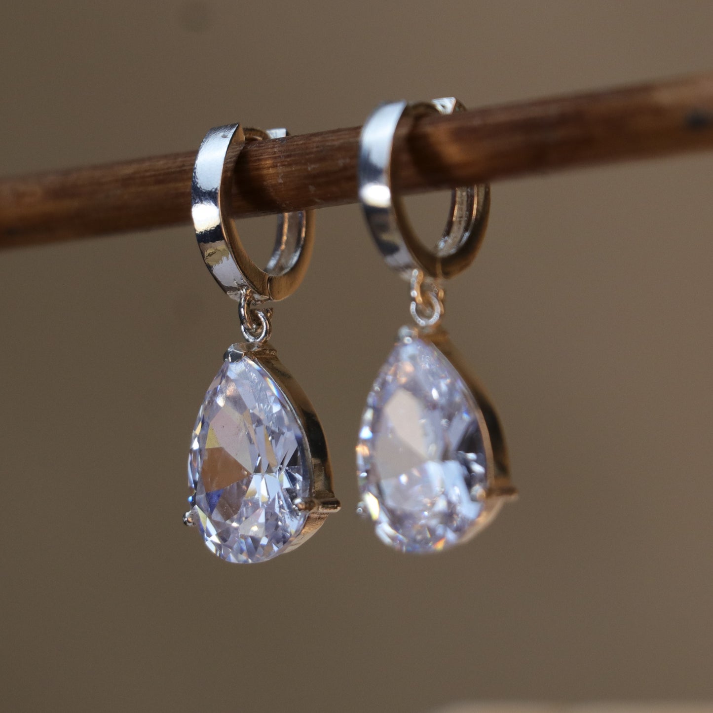 925 Silver Earring with Drop Jade Stone