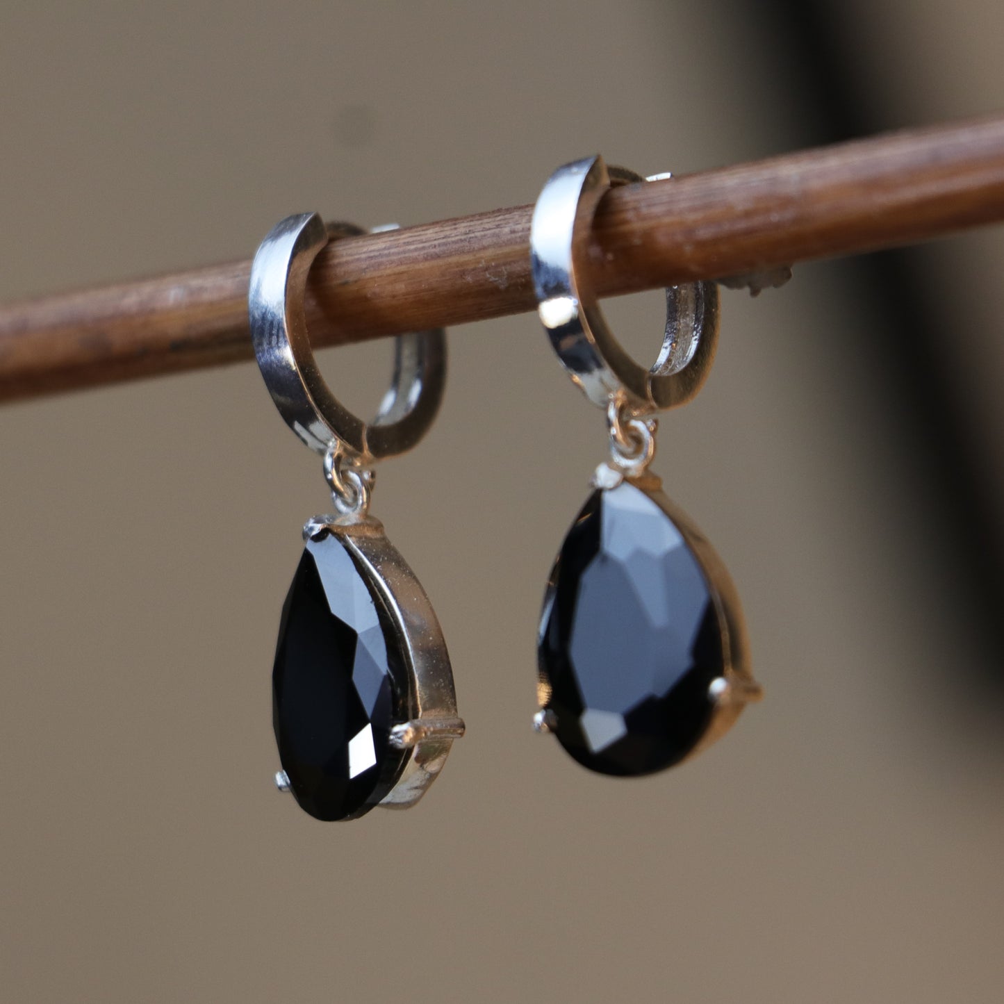925 Silver Earring with Drop Jade Stone