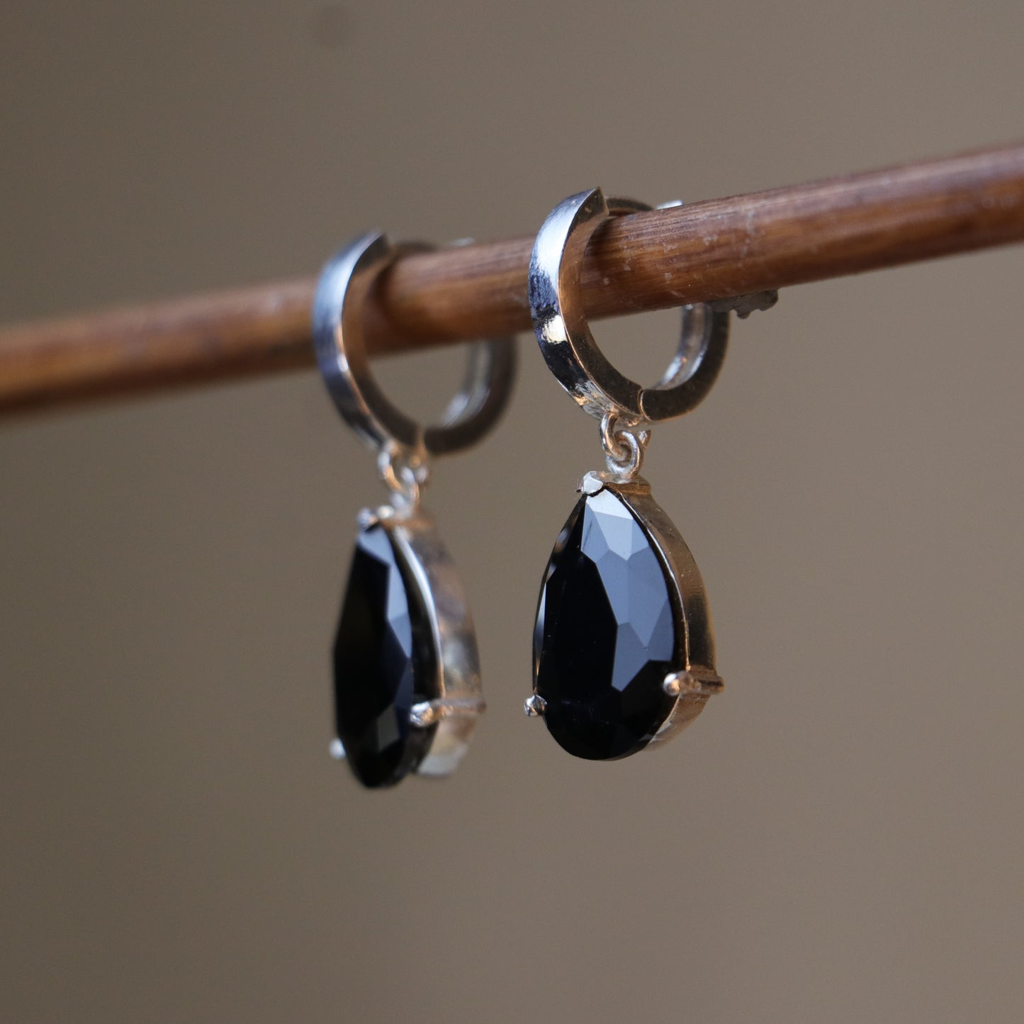 925 Silver Earring with Drop Jade Stone