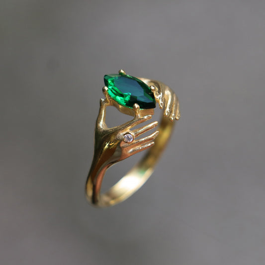 Hands 925 Silver Ring
