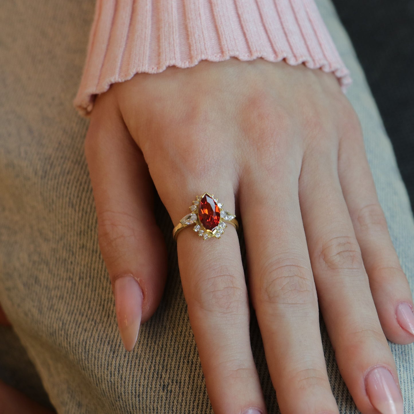 Markiz Kesim Garnet ve Mozanit (14 Ayar Altın)