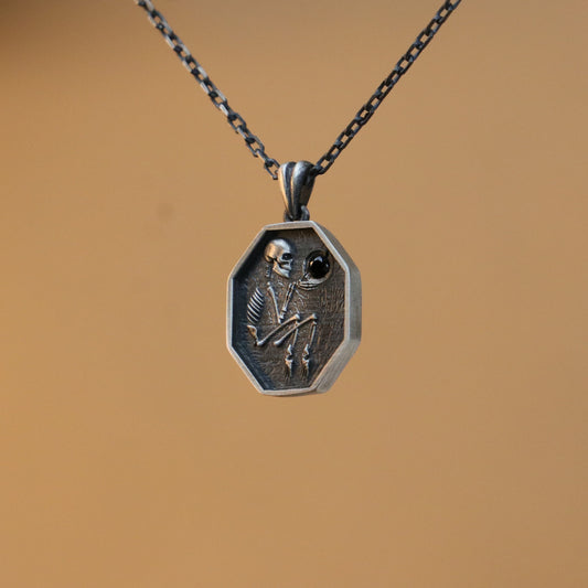 Memento Mori Oniks 925 Gümüş Kolye