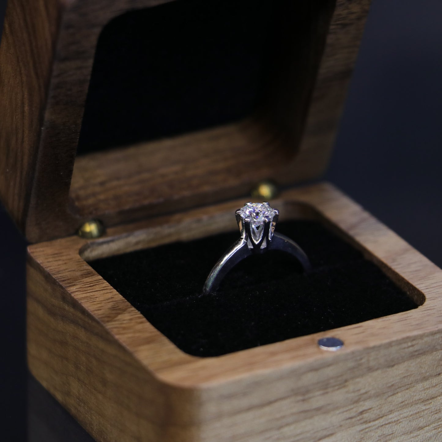 Özel Tasarım 0.58 HDR Pırlanta 14 Ayar Beyaz Altın Yüzük