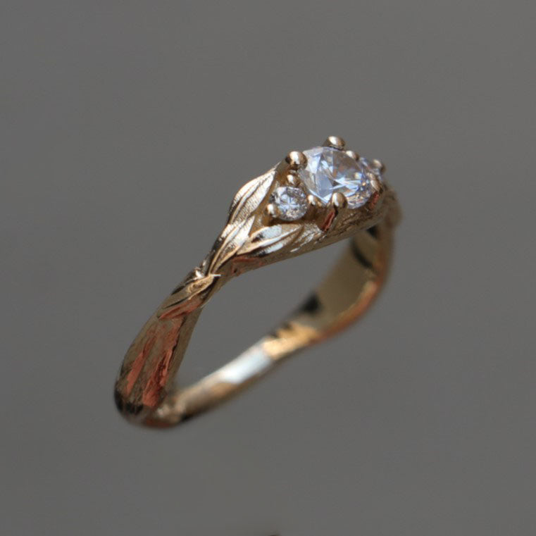 Special Design 0.40 Carat Moissanite and Diamond 14 Carat Gold Ring