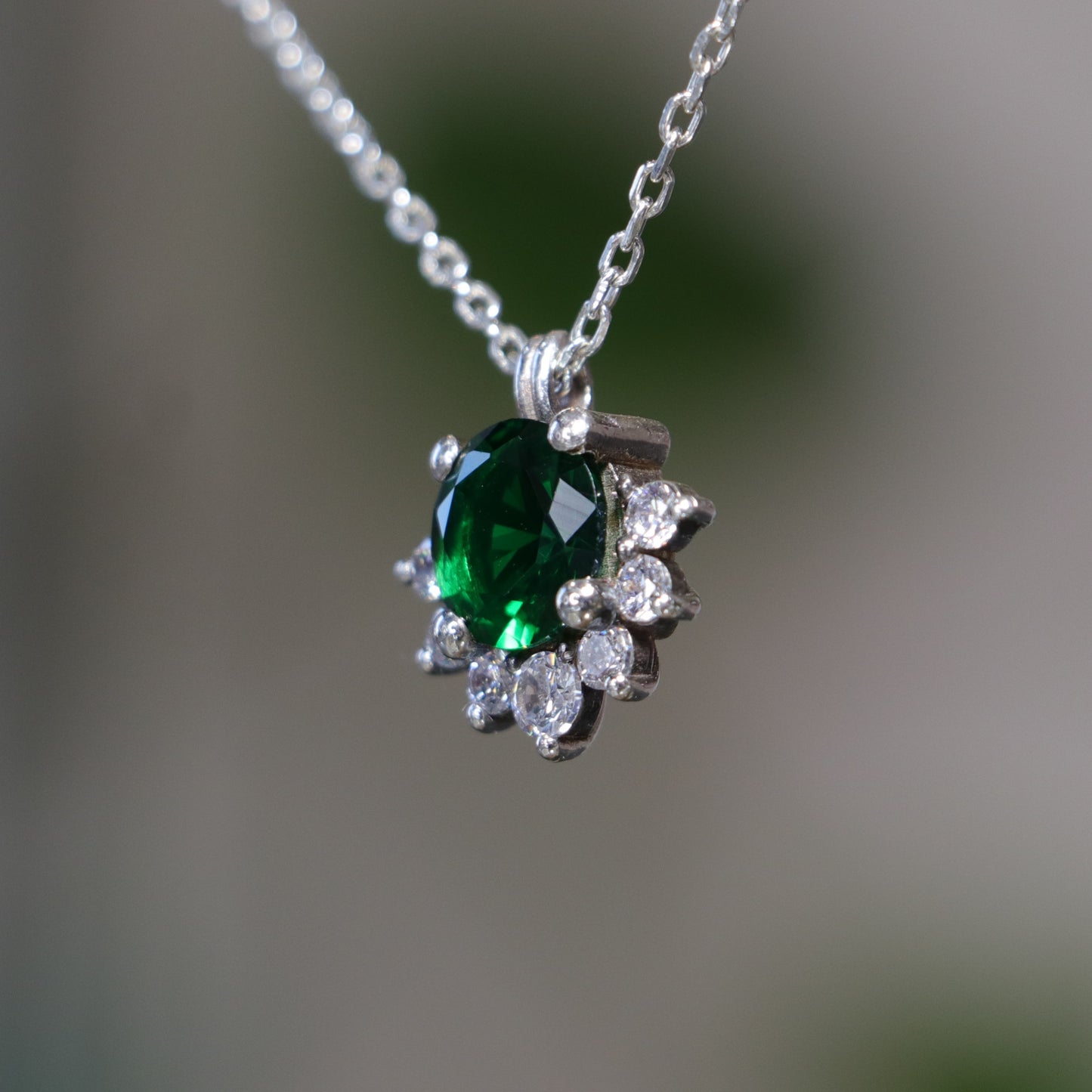 Zümrüt ve Mozanit 925 Gümüş Kolye