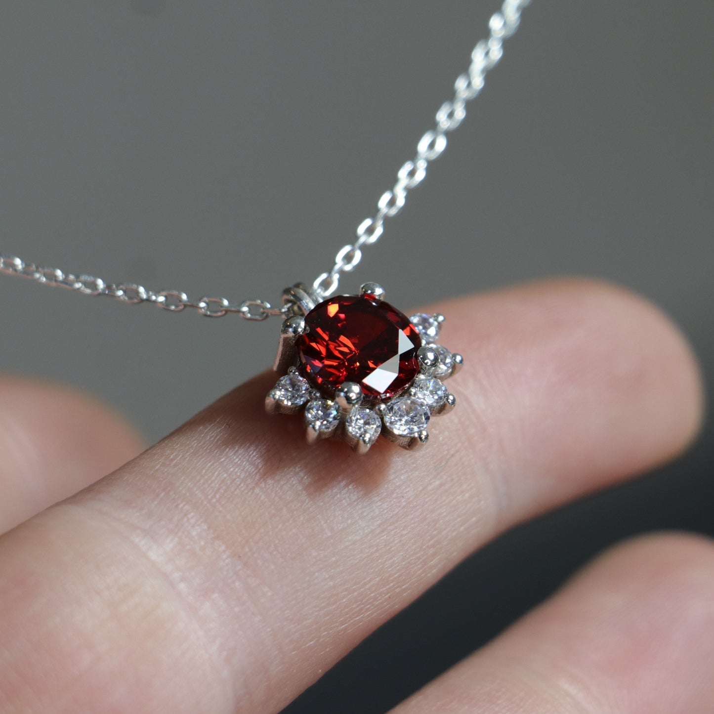 Ruby ve Mozanit 925 Gümüş Kolye