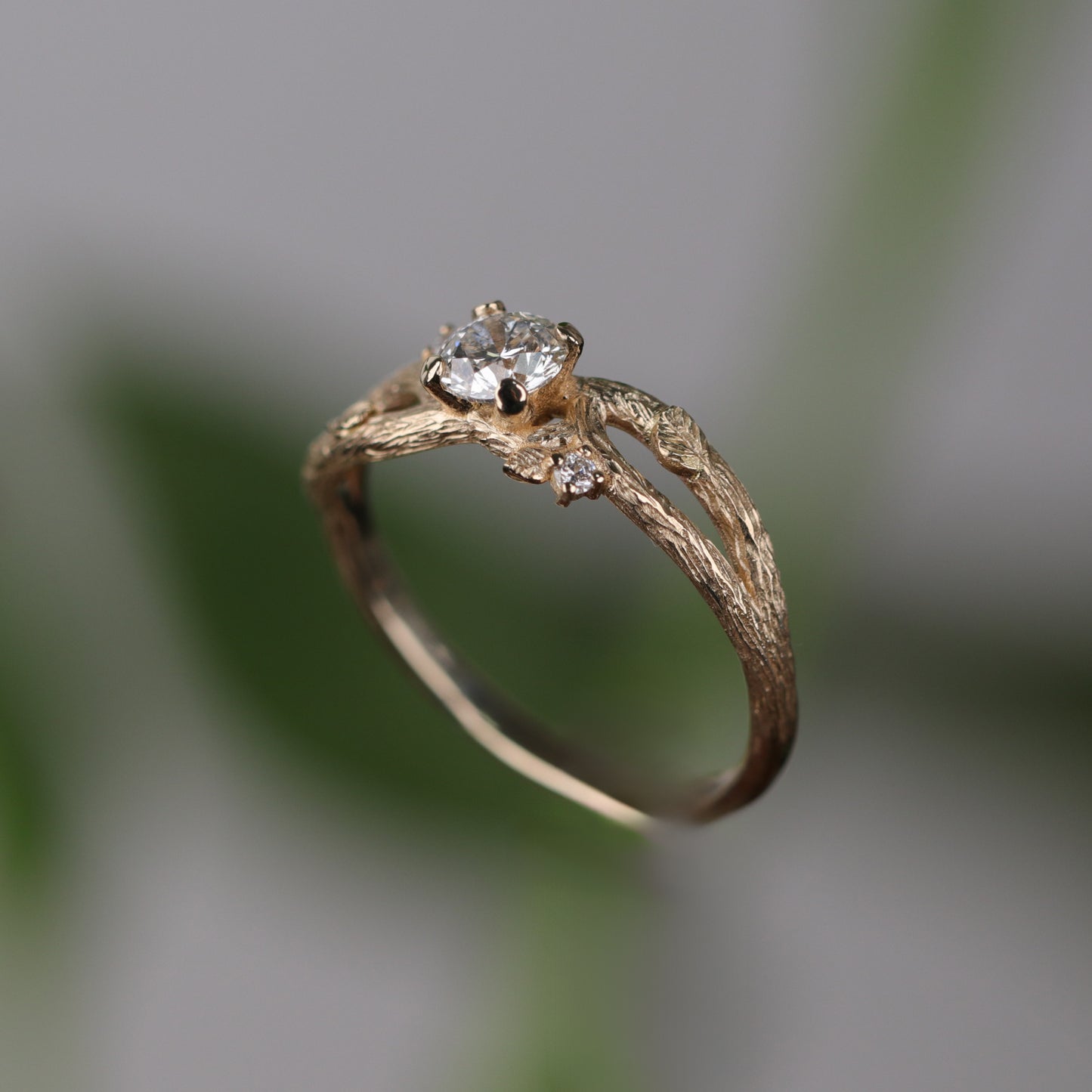 Special Design 0.37 Carat Diamond 14 Carat Gold Ring