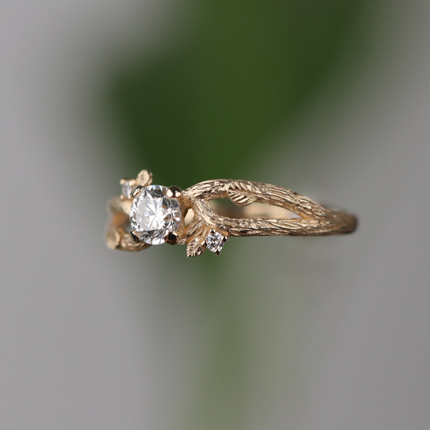 Special Design 0.37 Carat Diamond 14 Carat Gold Ring