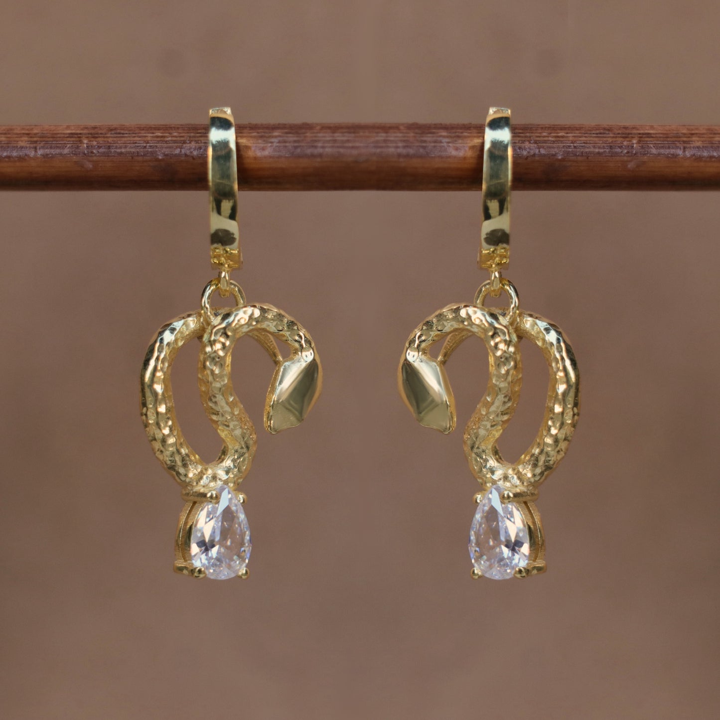 Yılan Damla Diamond Taşlı 925 Gümüş Altın Kaplama Küpe