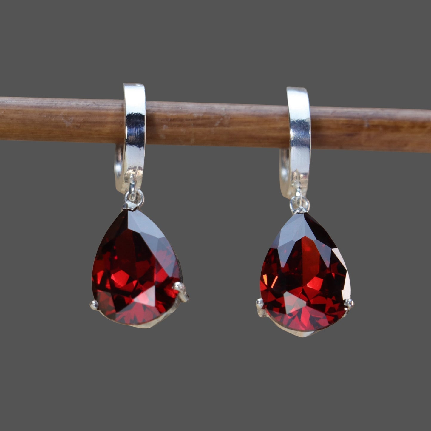 Damla Blue Topaz Küpe Kolye Set