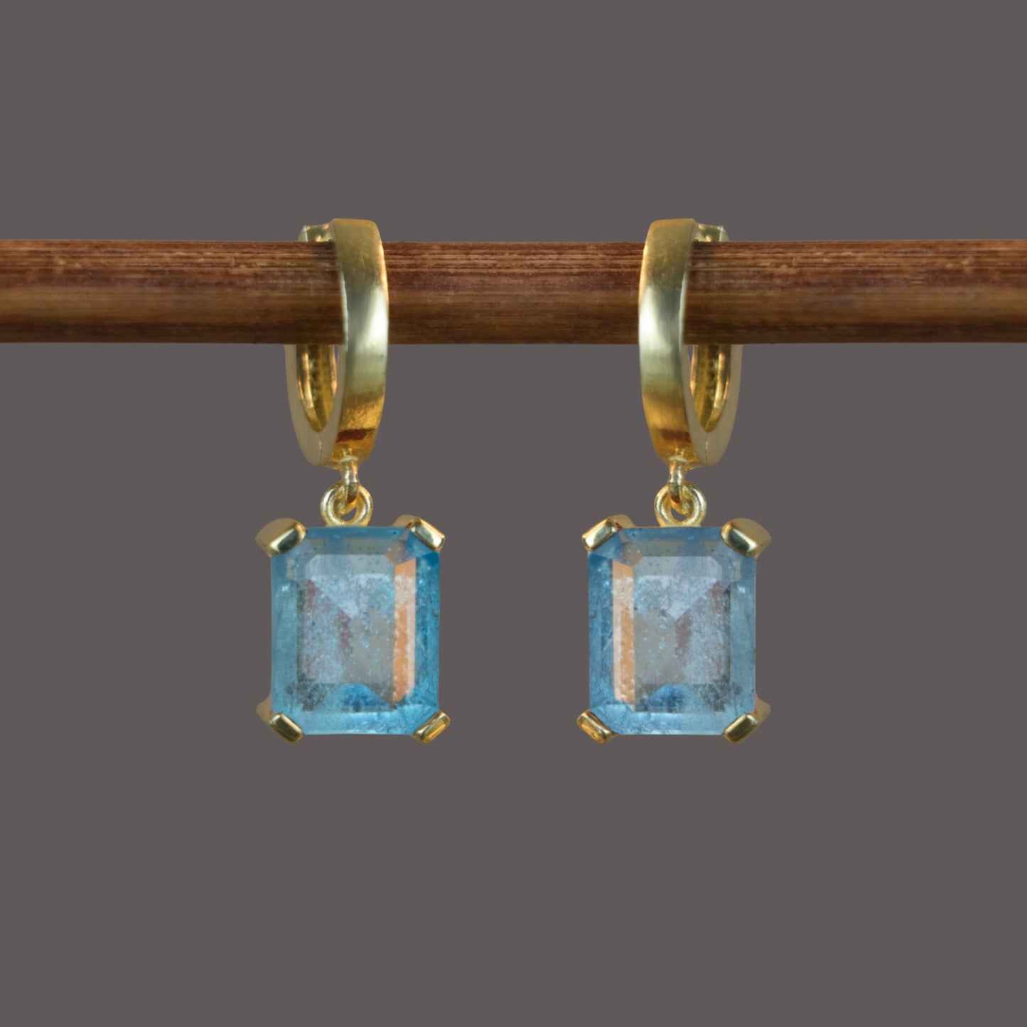 Zümrüt Küpe Kolye Set