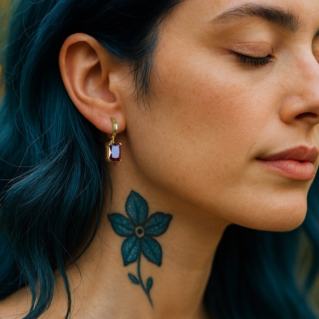 Emerald Taşlı 925 Gümüş Küpe (Tüm Maden ve Taş Seçenekleri)