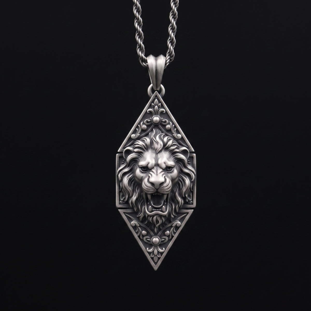 Aslan 925 Gümüş Kolye