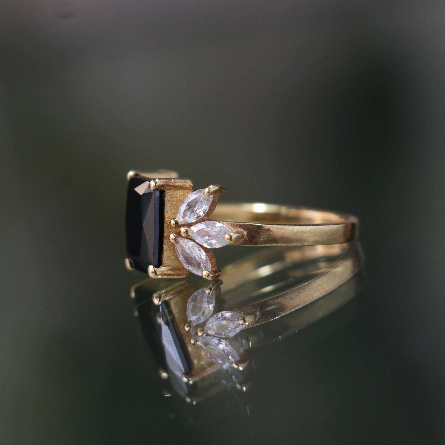 Isabella Lab. Emerald (14 Carat Gold)