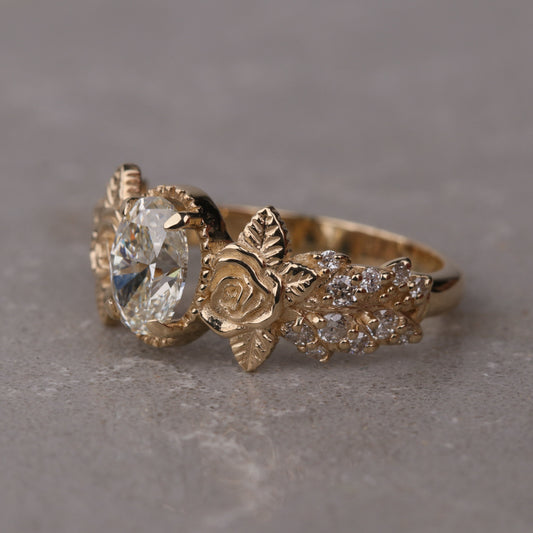Special Design 1.25 Carat Diamond 14 Carat Gold Ring