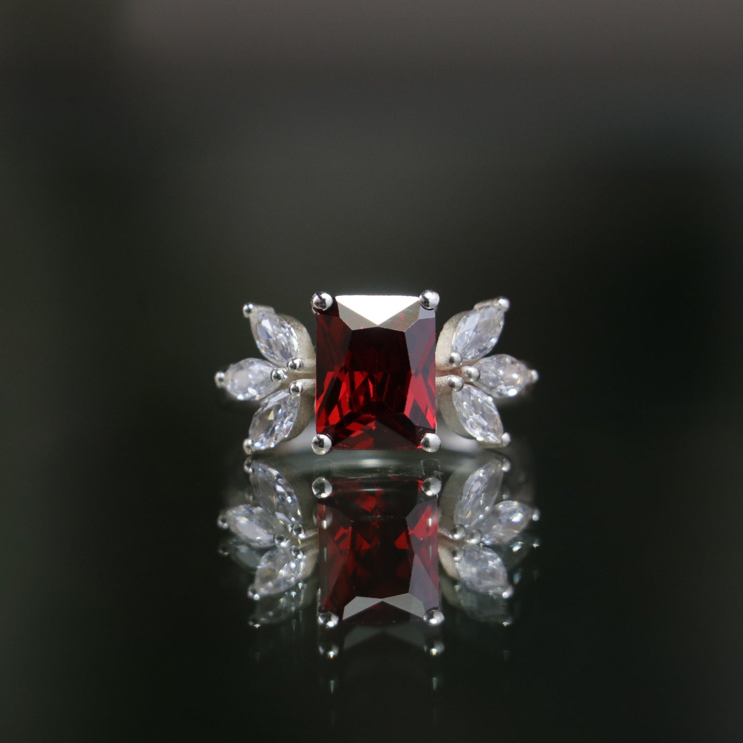 Isabella Lab. Emerald (14 Carat Gold)