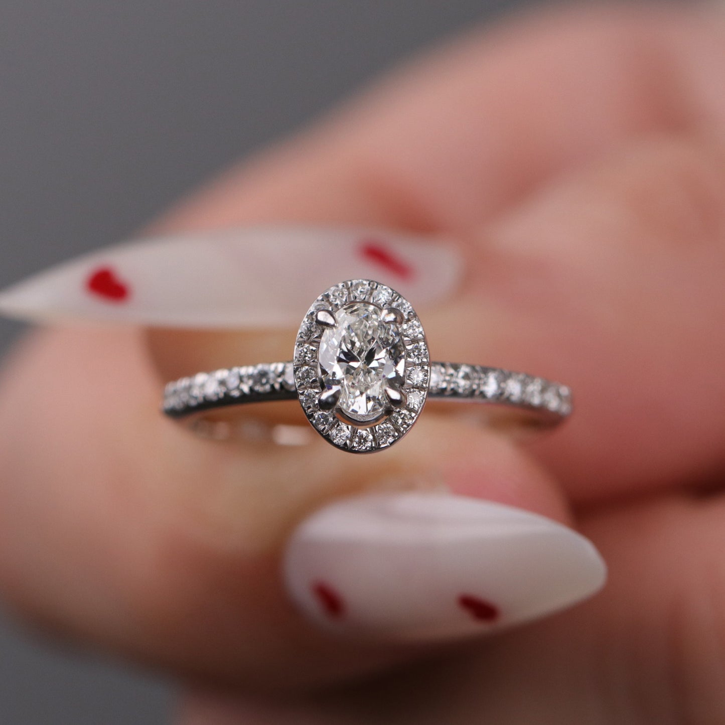 0.63 Karat Oval Pırlanta Yüzük