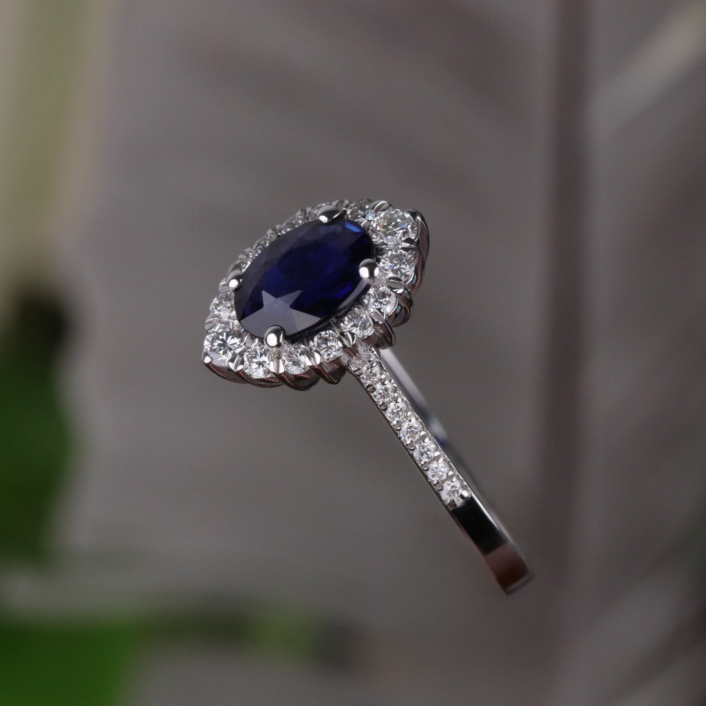 0.86 Karat Safir 0.34 Karat Pırlanta Yüzük