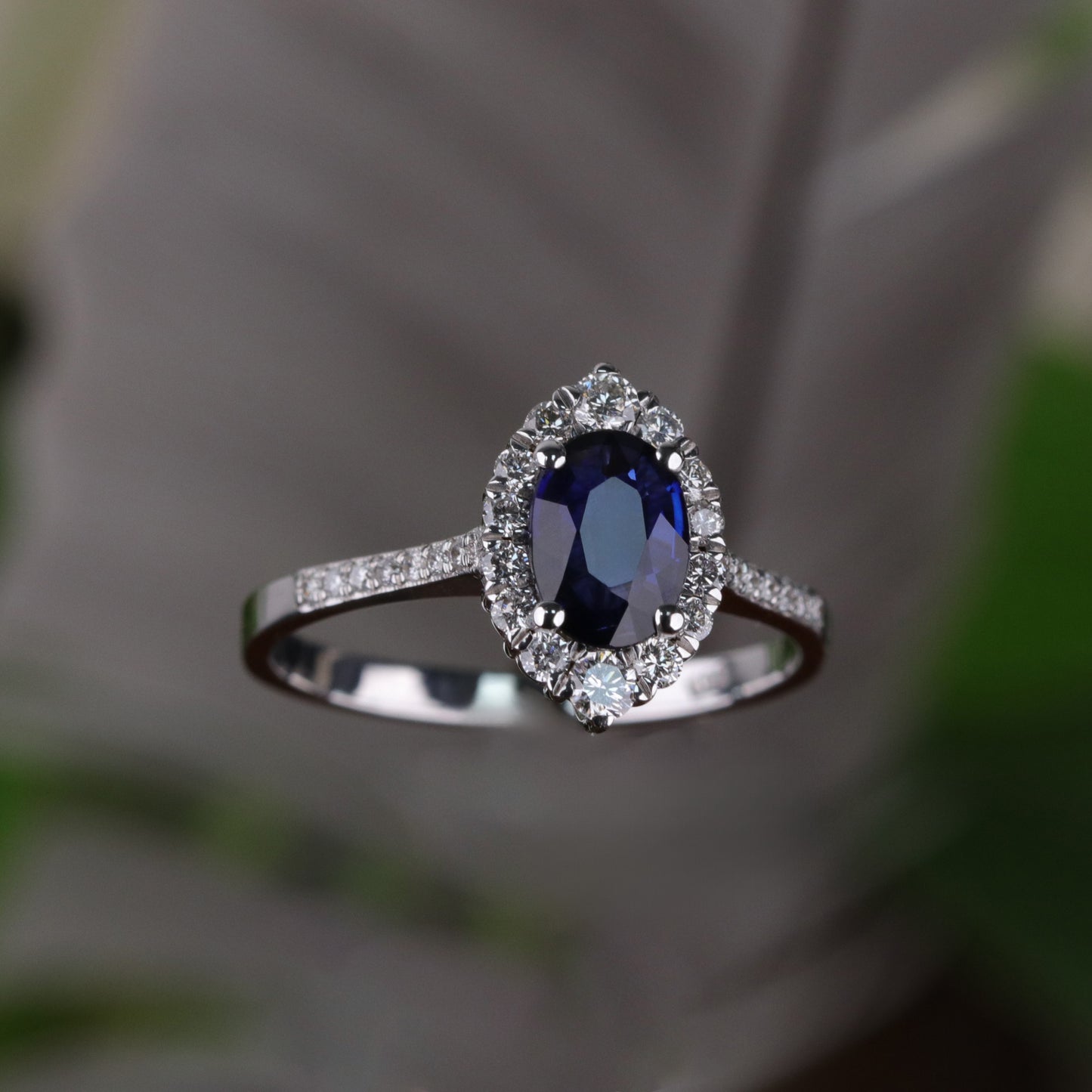 0.86 Karat Safir 0.34 Karat Pırlanta Yüzük