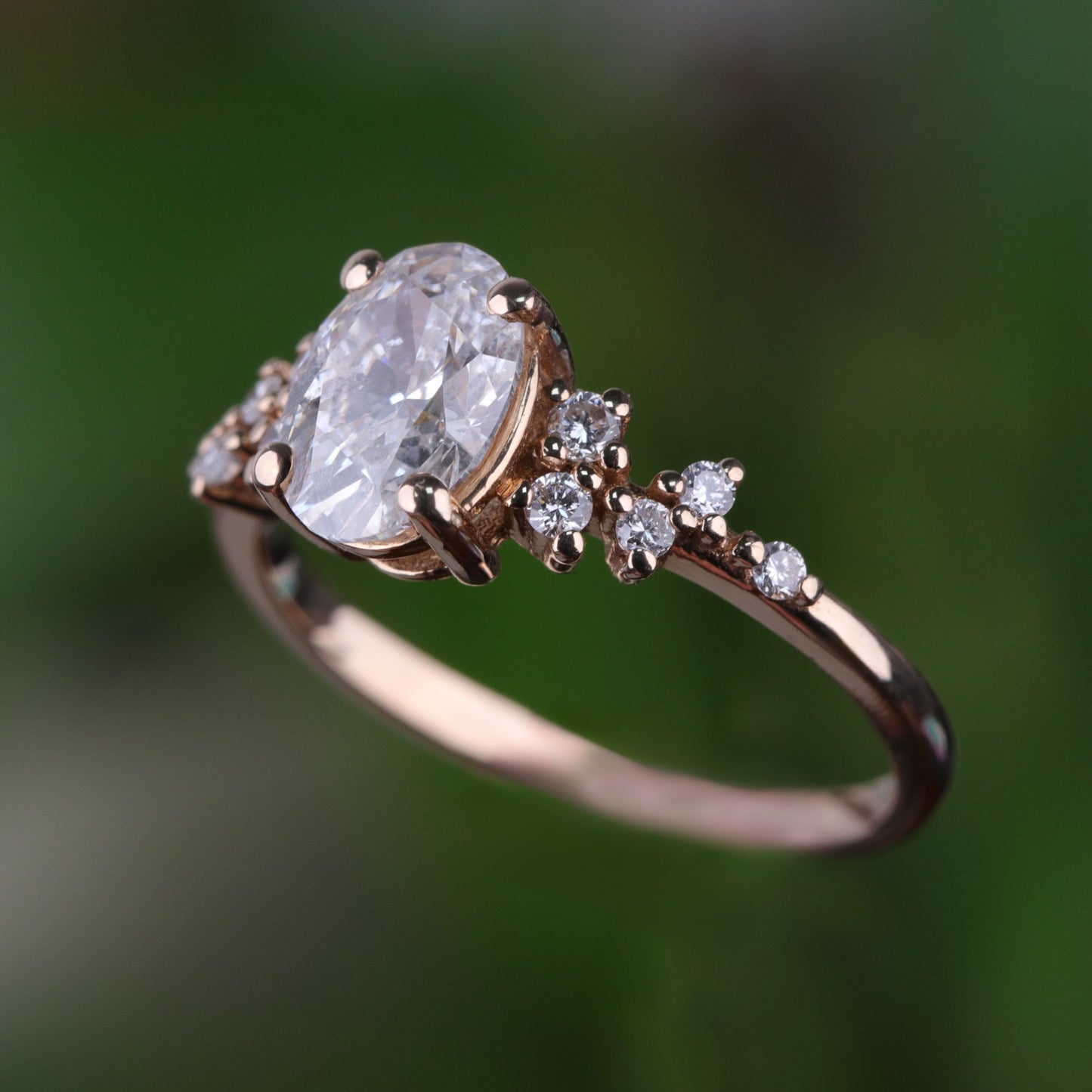 1.35 Karat Oval Pırlanta Yüzük