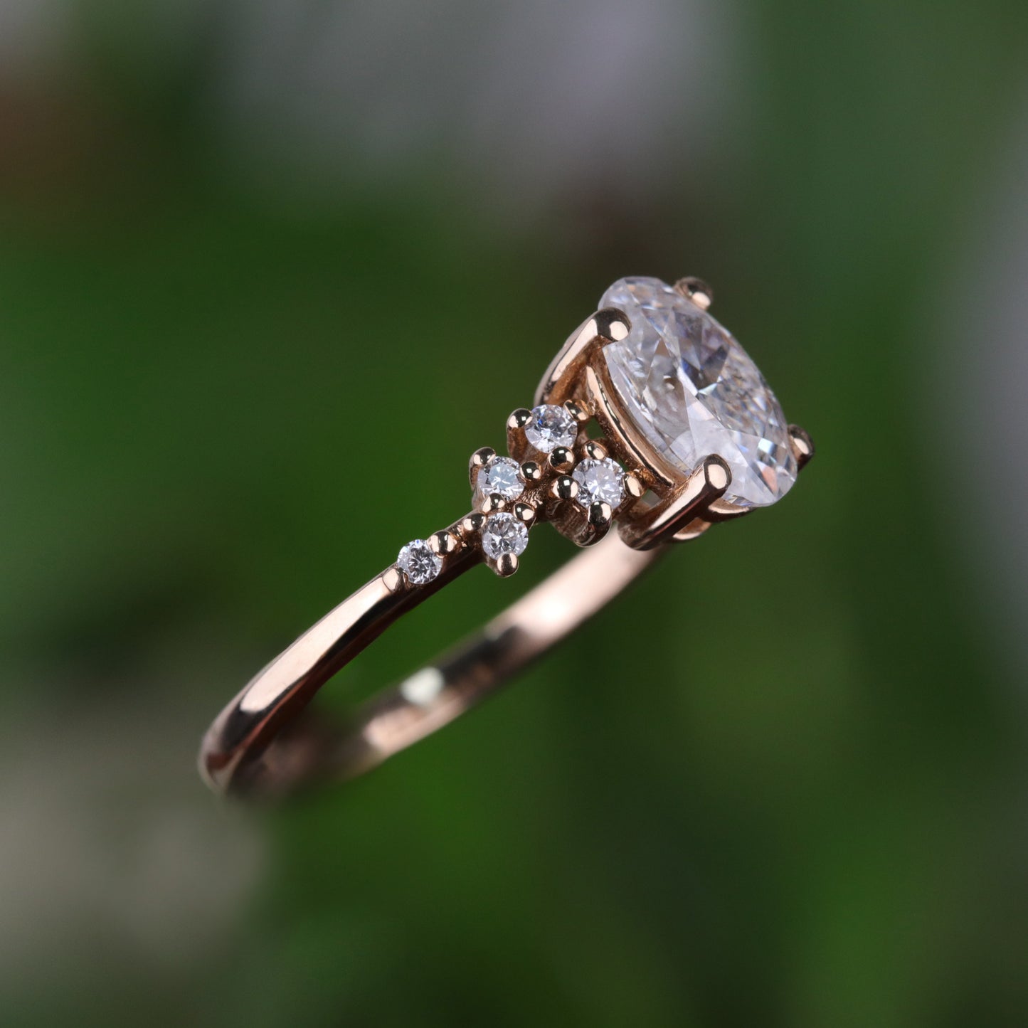 1.35 Karat Oval Pırlanta Yüzük