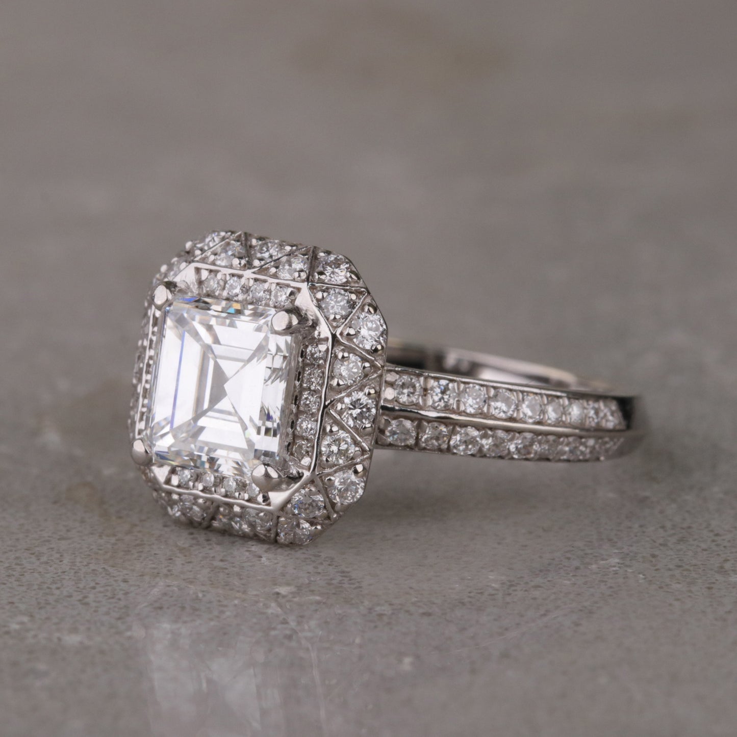 2.06 Karat Prenses Pırlanta Yüzük