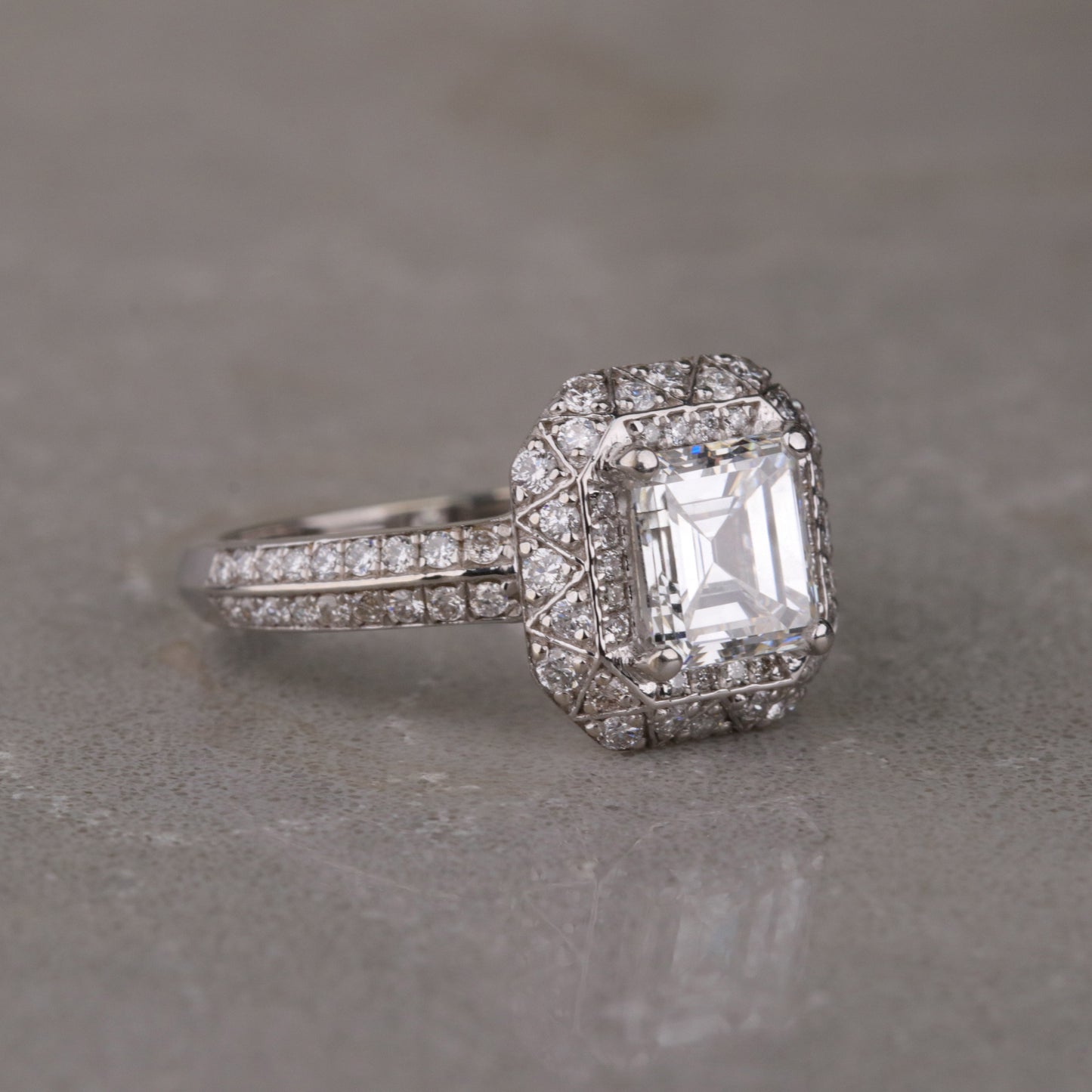 2.06 Karat Prenses Pırlanta Yüzük