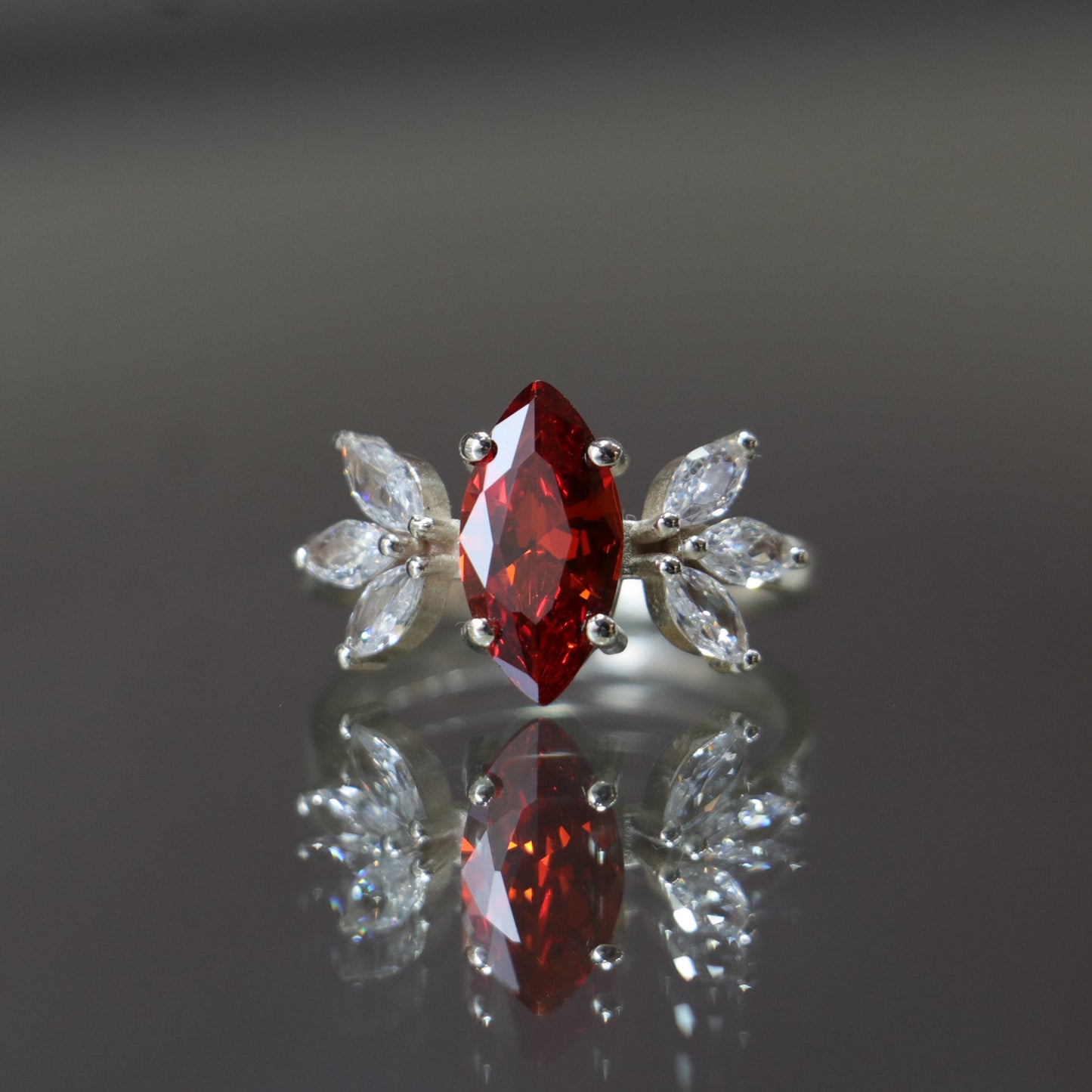 Markiz Ruby ve Mozanit 925 Gümüş Yüzük