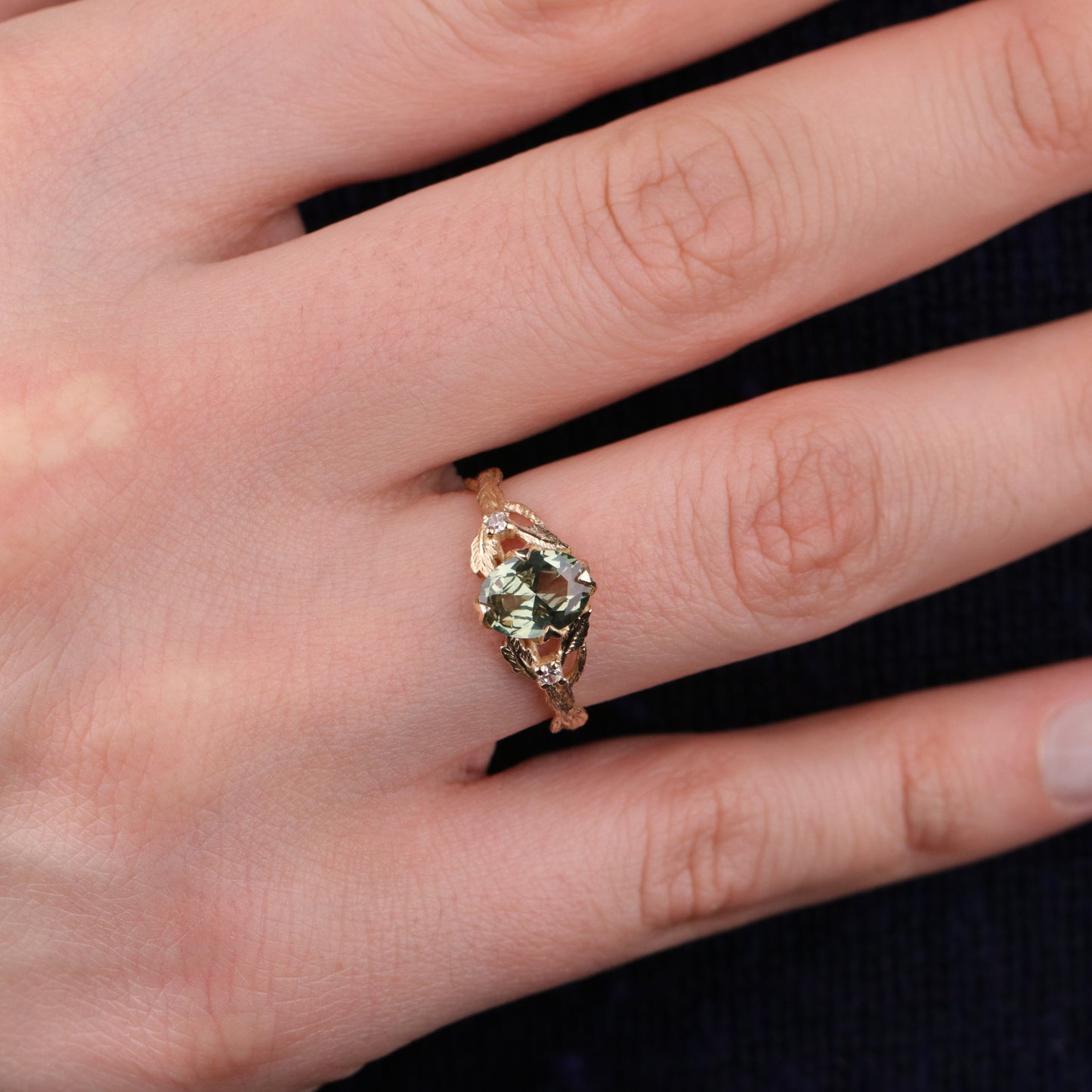 Özel Tasarım Yeşil Safir ve  Pırlanta 14 Ayar Altın Yüzük