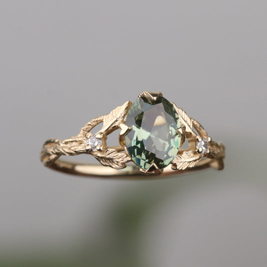 Özel Tasarım Yeşil Safir ve  Pırlanta 14 Ayar Altın Yüzük