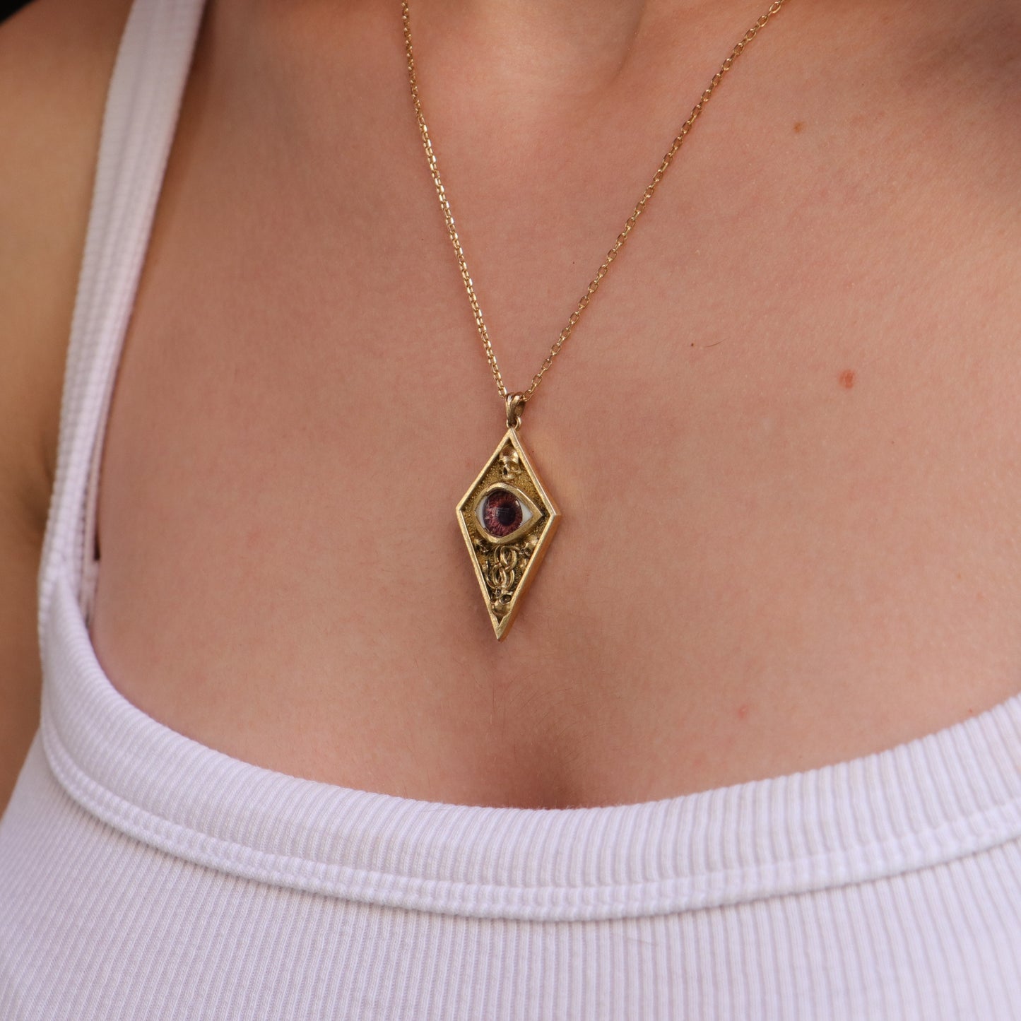 Hazel Eye Large 925 Silver Necklace