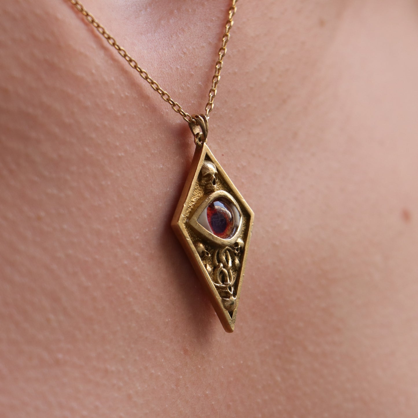 Hazel Eye Large 925 Silver Necklace