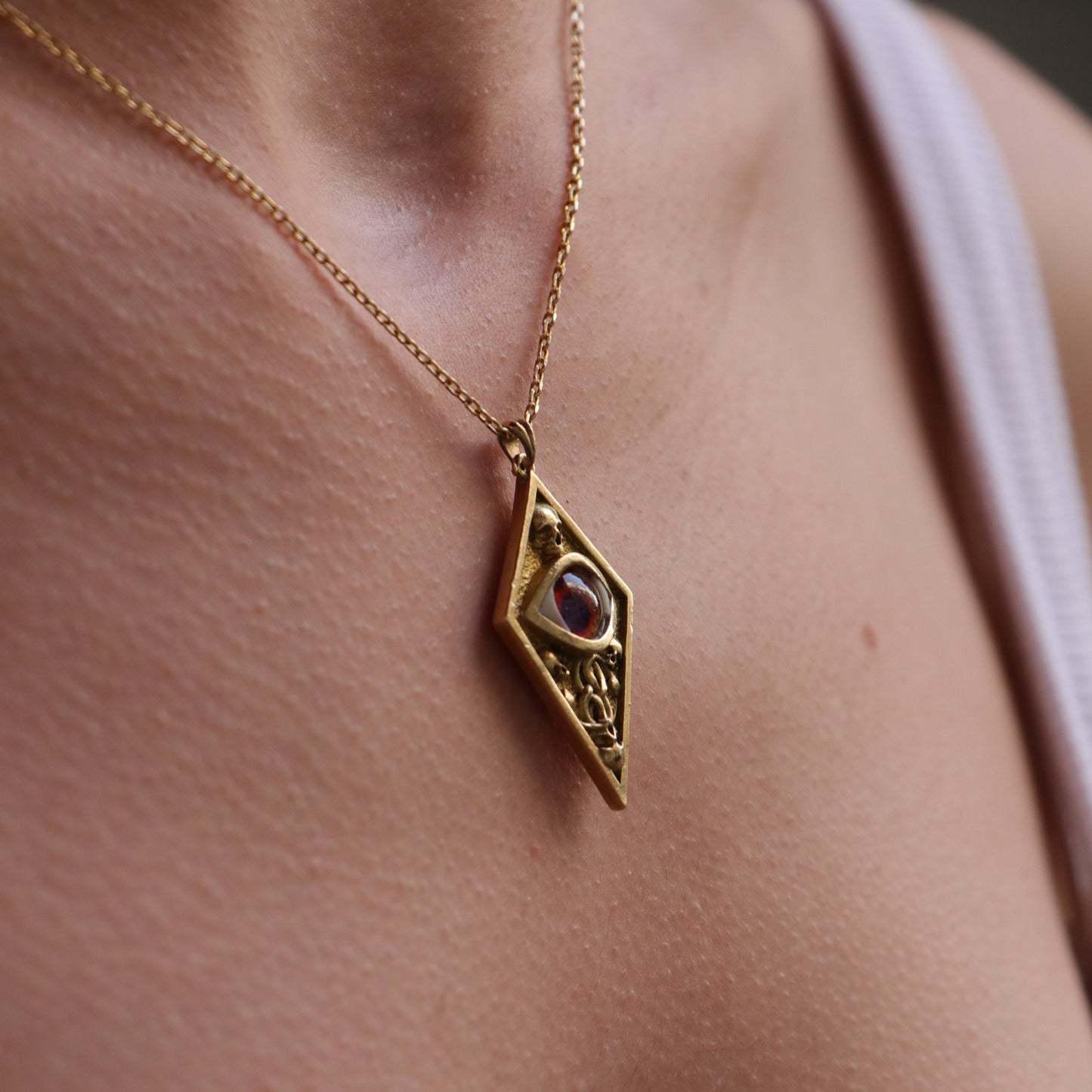 Hazel Eye Large 925 Silver Necklace