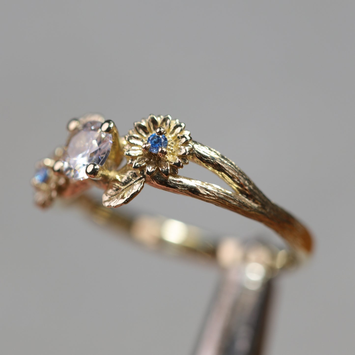 Special Design 1.18 Carat Diamond 14 Carat Gold Ring