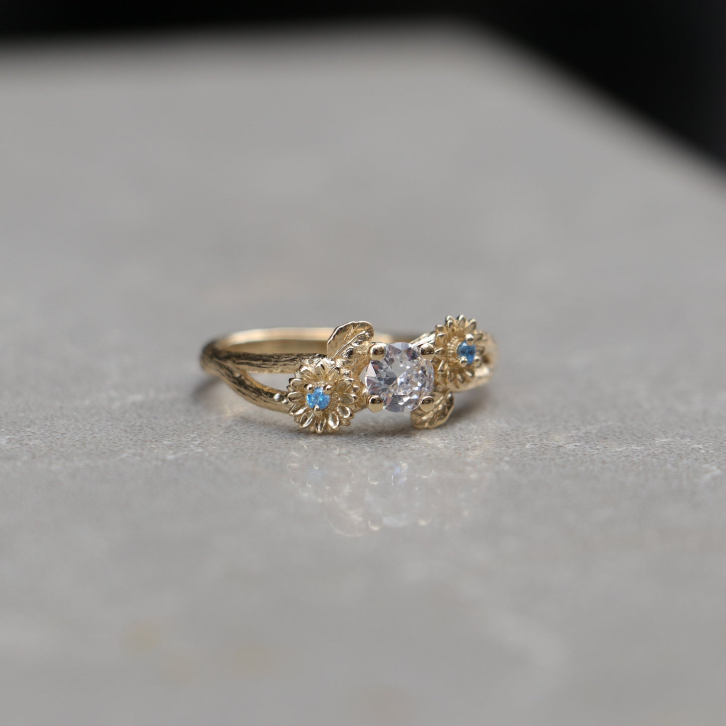 Special Design 1.18 Carat Diamond 14 Carat Gold Ring