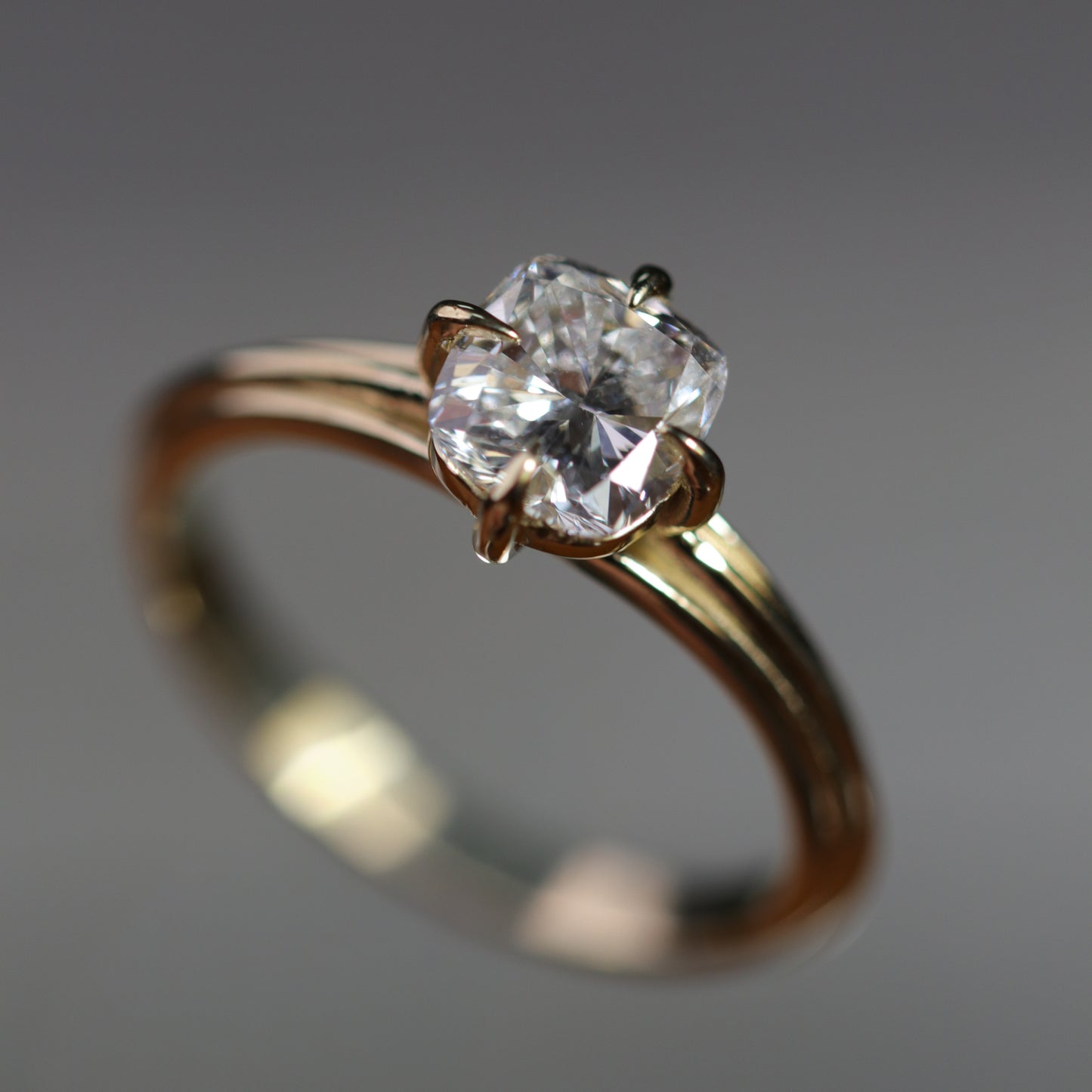 Special Design 1.18 Carat Diamond 14 Carat Gold Ring