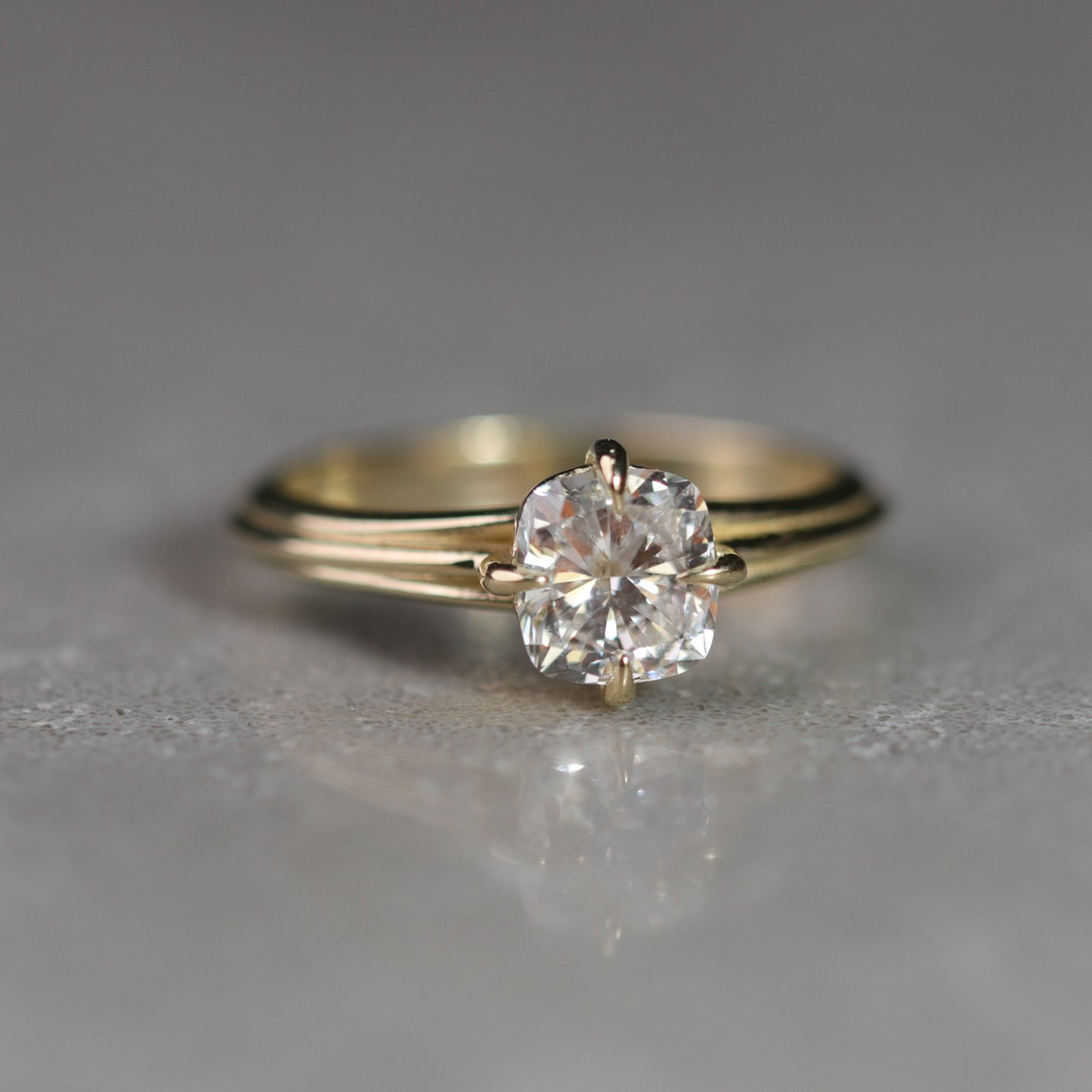 Special Design 1.18 Carat Diamond 14 Carat Gold Ring